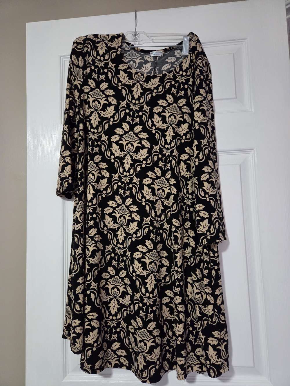 MOUNTAIN MAMAS Black w Brown BoHo Design Dress Size L/XL LNC 3/4 Sleeve Scoop Nk